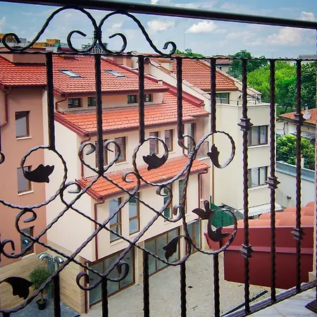 Odrys Apartment